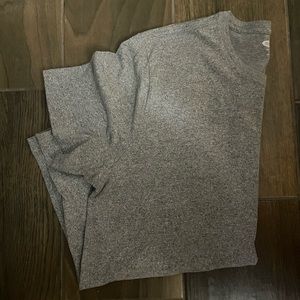 Old navy grey t shirt. Large.